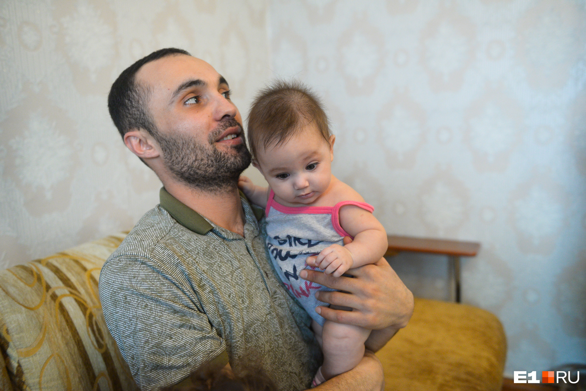 Геворгу 30 лет. Сам он признается, что раньше и не думал о такой большой семье