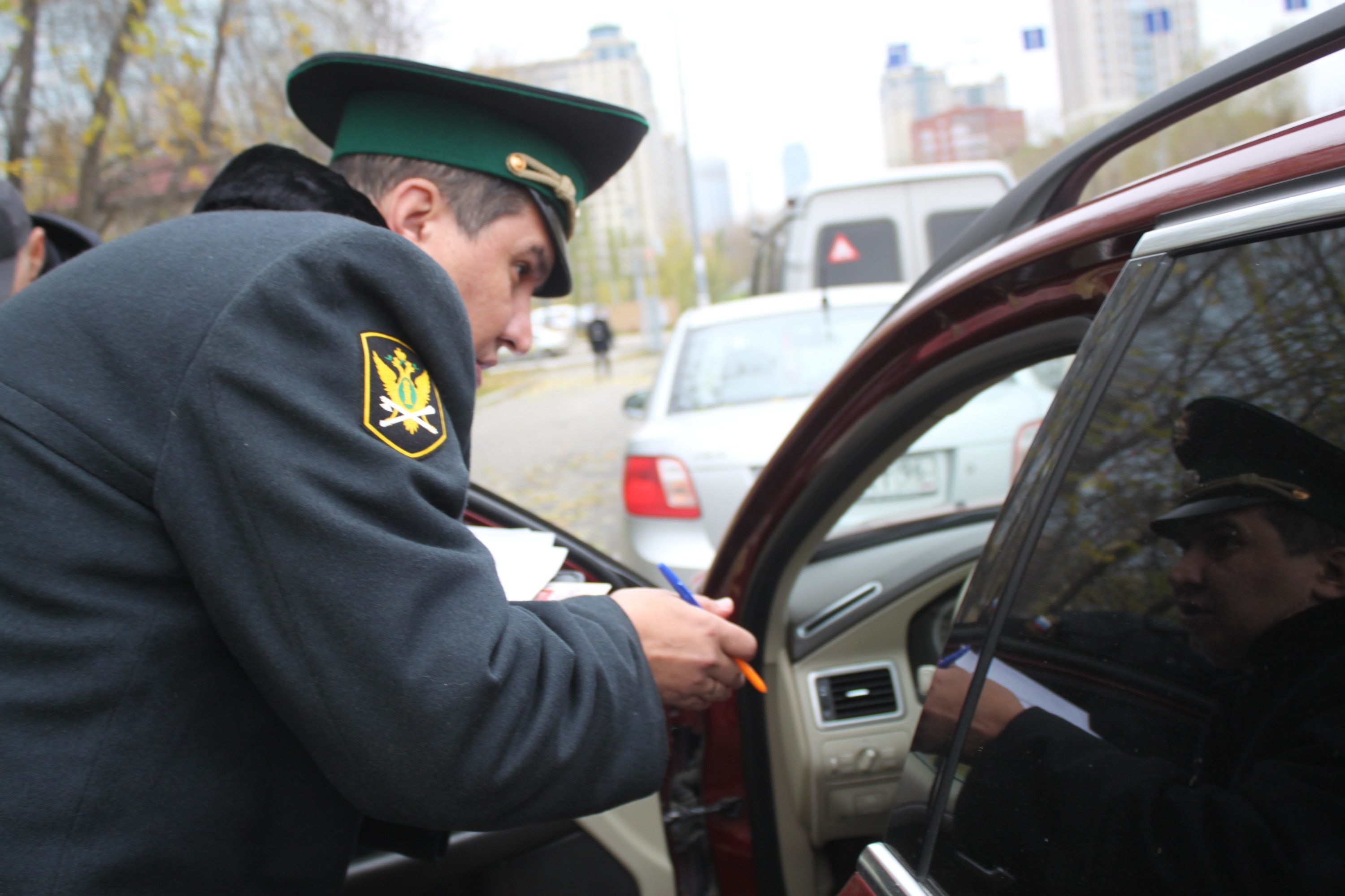 Аукцион автомобилей приставы