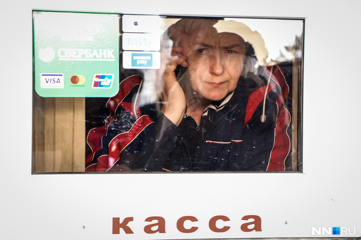 Внеплановая проверка отличается от плановой тем, что владельца АЗС не предупреждают о ней за три дня Внеплановая проверка отличается от плановой тем, что владельца АЗС не предупреждают о ней за три дня