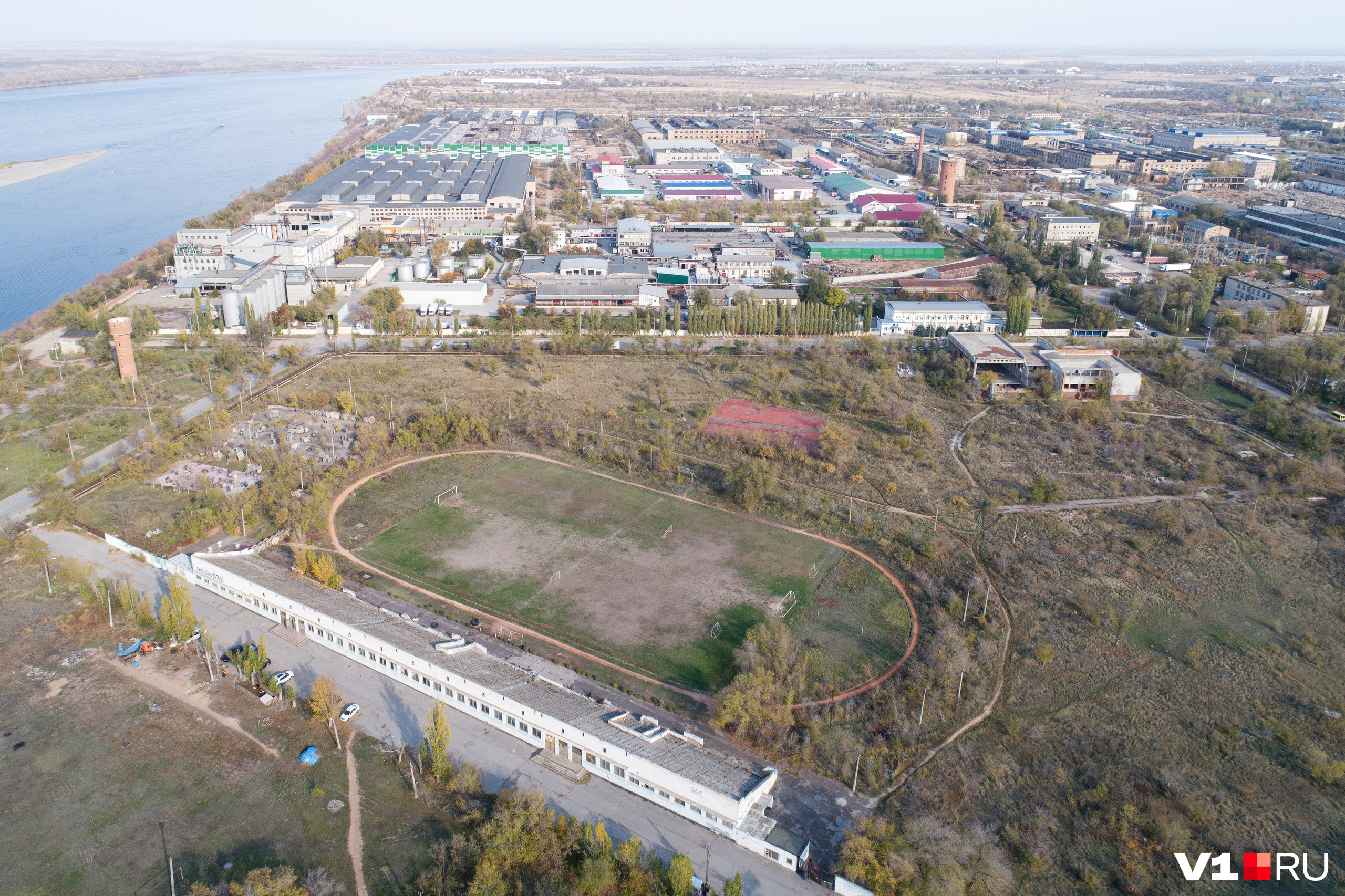 Стадион сталь волгоград красноармейский фото