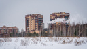 Богатые тоже плачут: жители «Кедрового» требуют запретить строить рядом дешевые многоэтажки