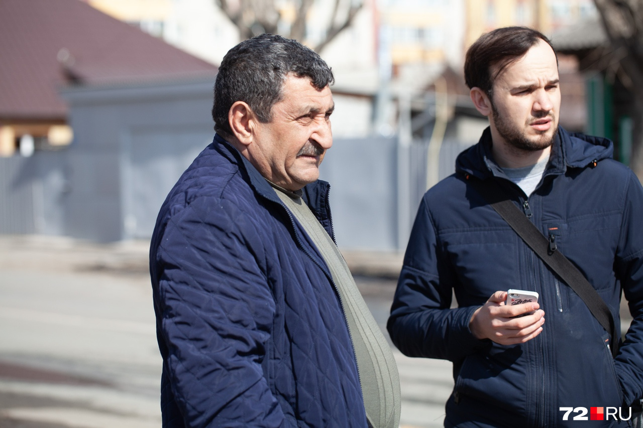Жильцы узнали о КТО (контртеррористической операции) после того, как к ним пришли сотрудники спецслужб Жильцы узнали о КТО (контртеррористической операции) после того, как к ним пришли сотрудники спецслужб
