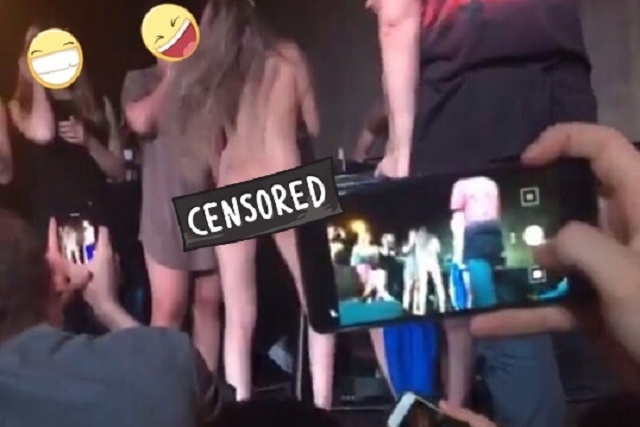 Порно видео раздевается на конкурсе