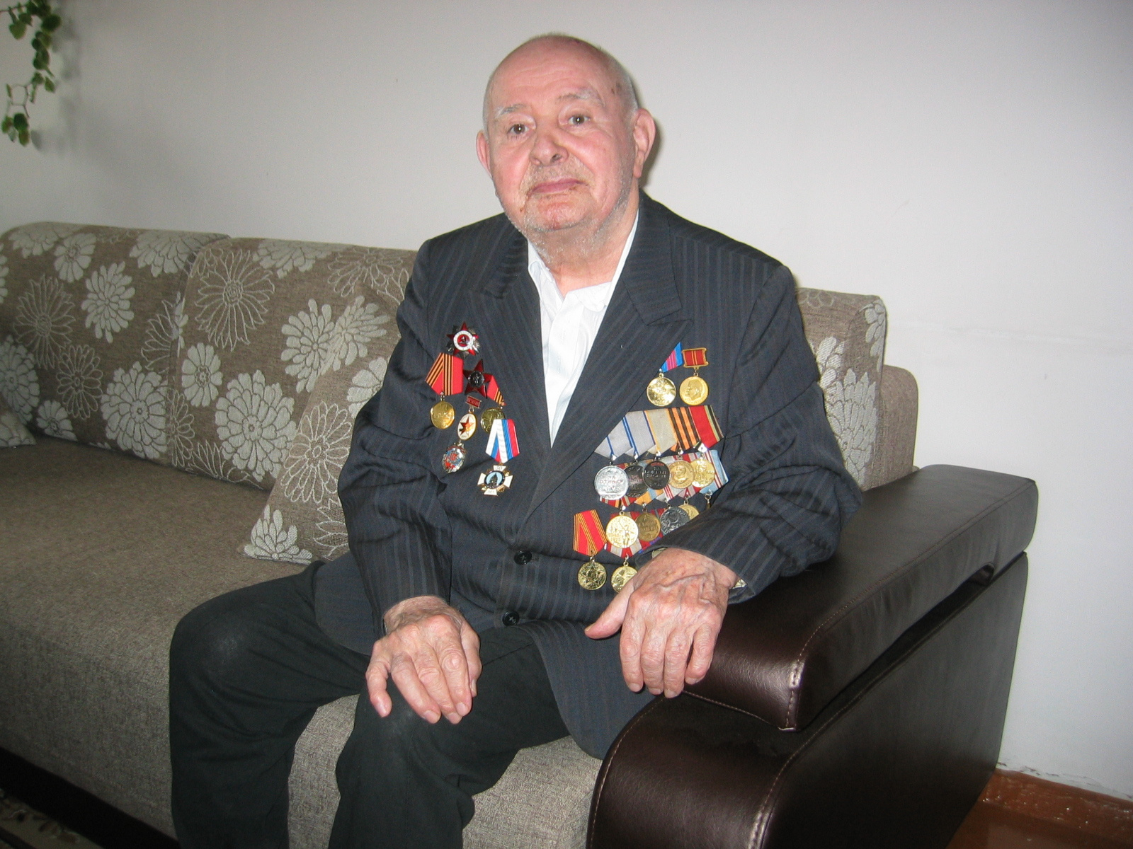 ветеран уголовного розыска. службе уголовного розыска ветераны. гу мвд кемеровской области. легендарный оперуполномоченный. сеземин владимир константинович пермь.