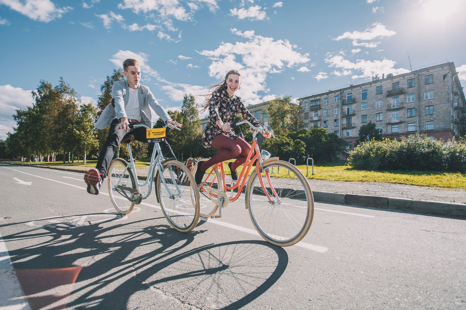 Все пары объединяет любовь к велосипедам и путешествиям 