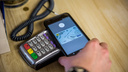 Новосибирцы начали платить за покупки с помощью телефонов на Android