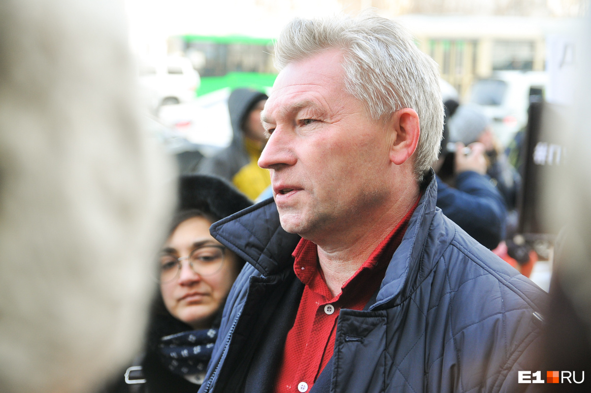 Главный архитектор Екатеринбурга Андрей Молоков поддержал позицию митингующих