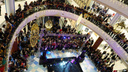 Толпы новосибирцев заполнили торговые центры из-за «черной пятницы»