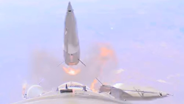 Роскосмос показал видео аварии на ракете, летевшей на МКС