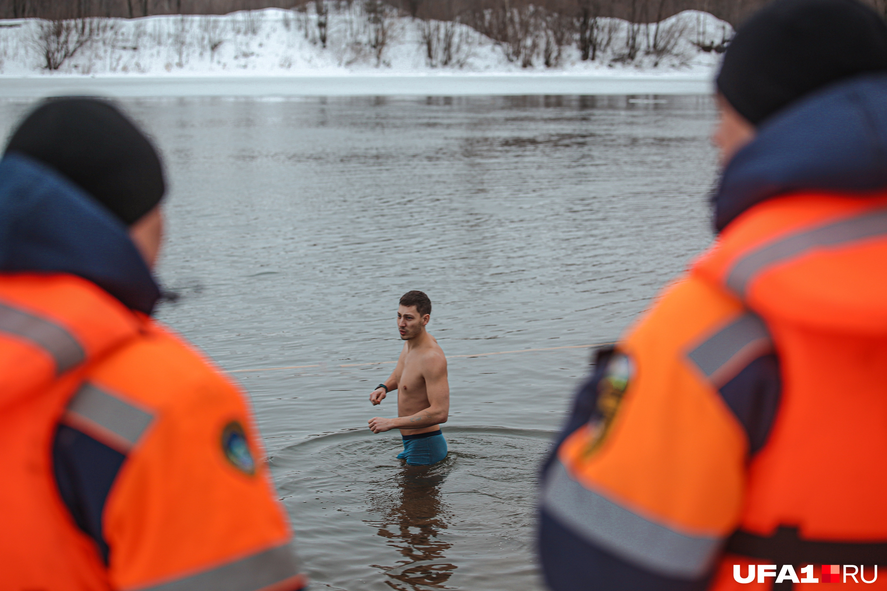 Где можно искупаться в уфе. В Башкирии где искупаться осенью-зимой.