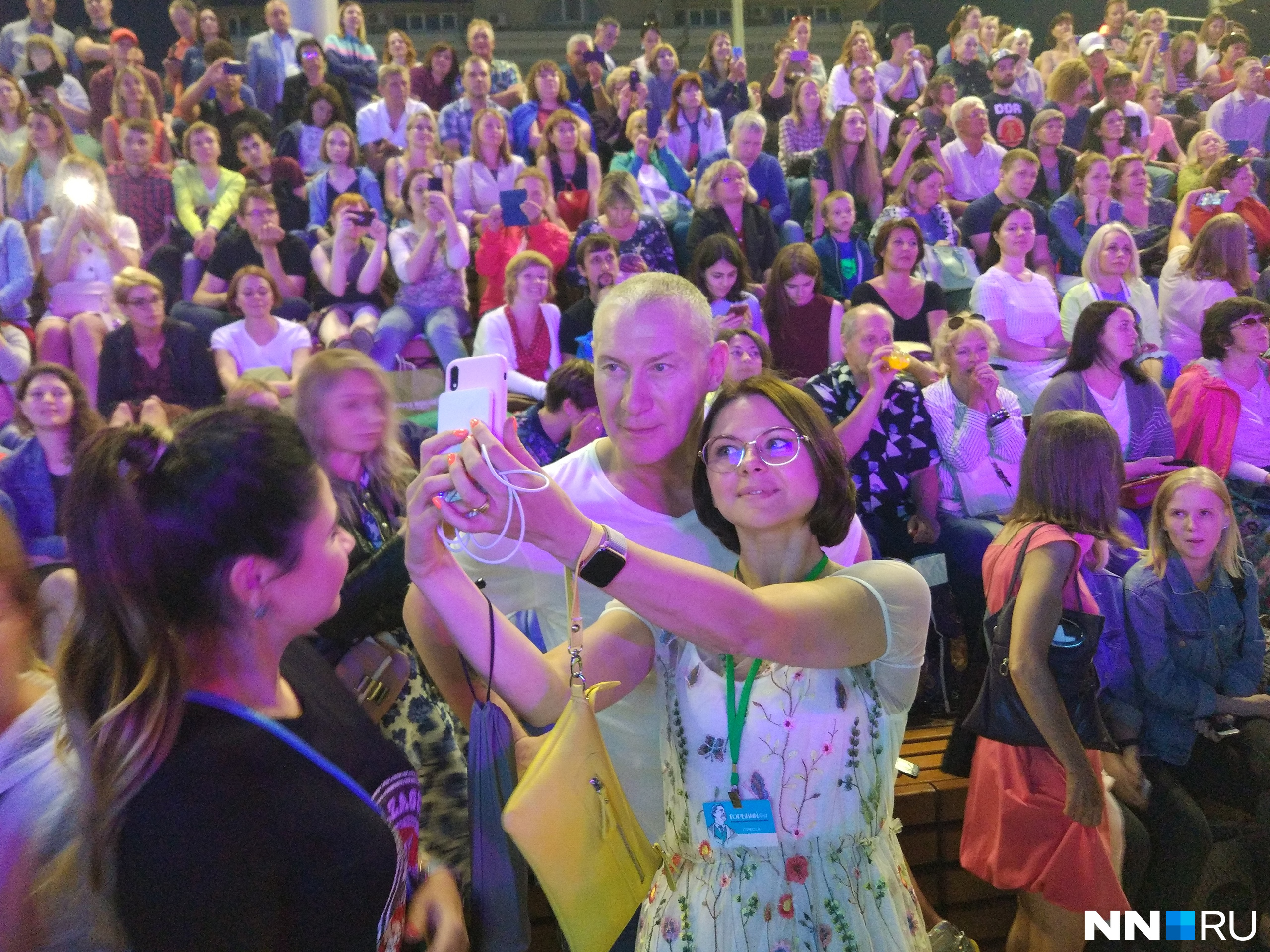 тобольск закрытие кинофестиваля. трансляция закрытия фестиваля. чувашской государственной филармонии театр балета. получение гранта в 2 миллиона. кинофестиваль в нерчинске.