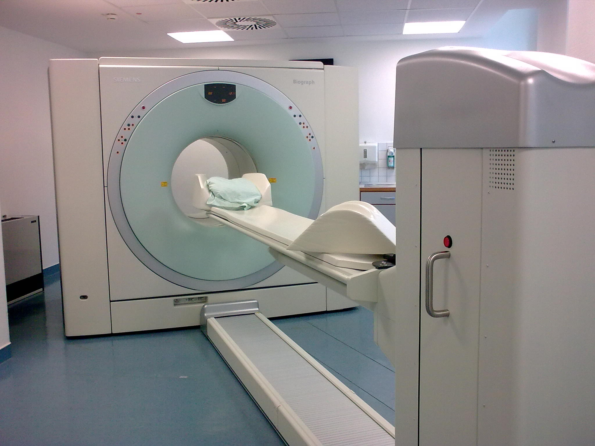 Pet ct. Позитрон-эмиссионная  томография: ПЭТ. ПЭТ/кт Biograph-64 Siemens. Позитронно эмиссионная томография онкология. Кт аппарат Сименс.