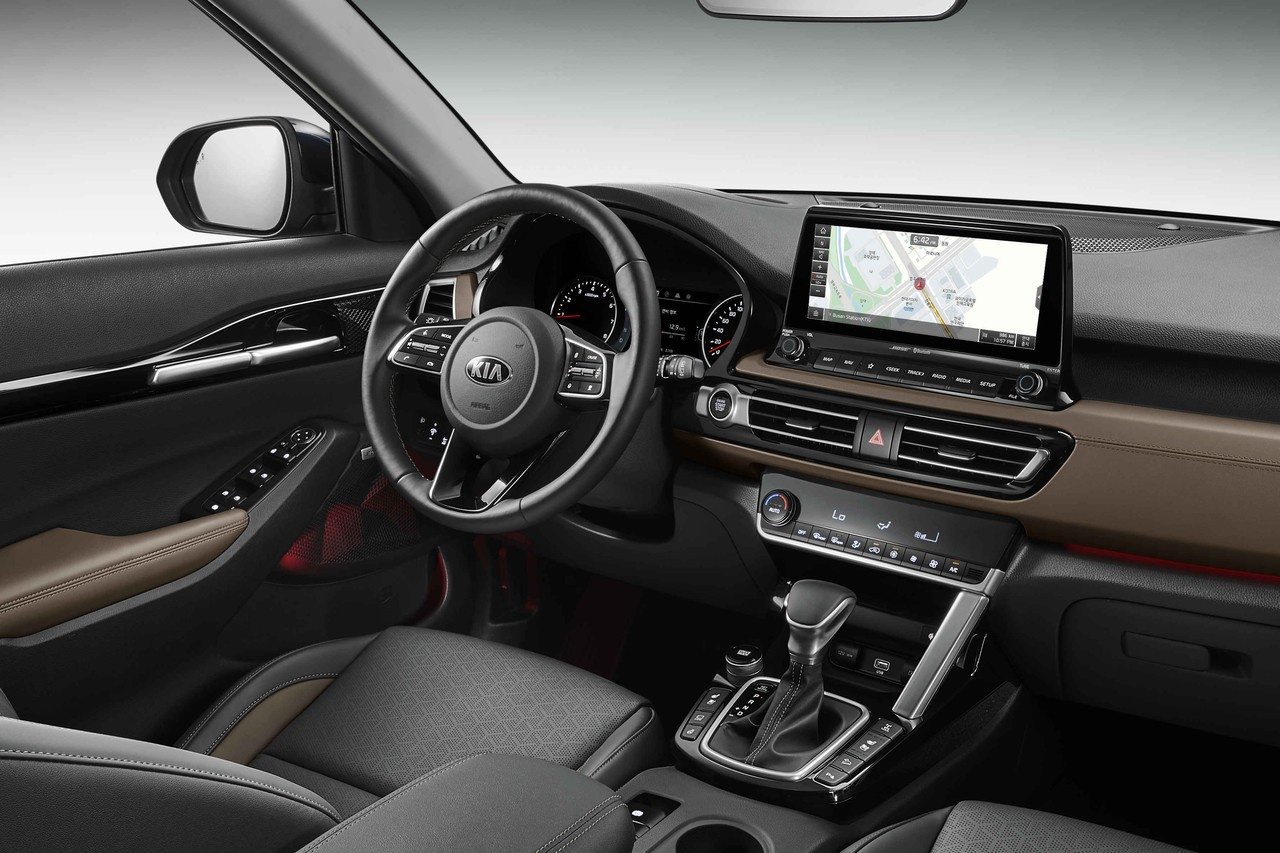 Интерьер KIA Seltos Интерьер KIA Seltos