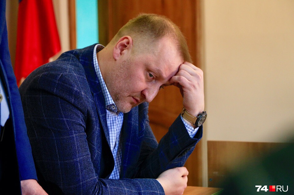 На протяжении всего заседания челябинский продюсер оставался спокойным На протяжении всего заседания челябинский продюсер оставался спокойным