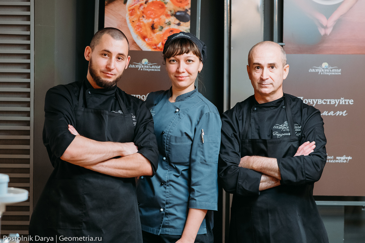 Команда поваров «Гастрономии» может приготовить блюдо любой кухни мира