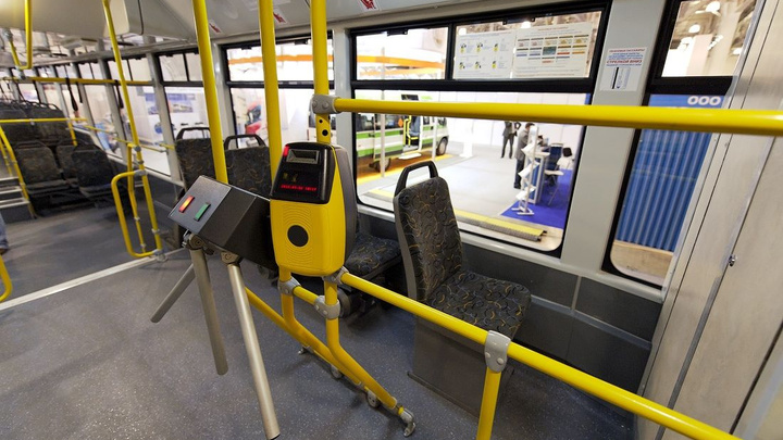 В автобусах Нижнего Новгорода планируют отказаться от кондукторов