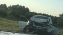 «Тойота» врезалась во встречный автомобиль под Новосибирском