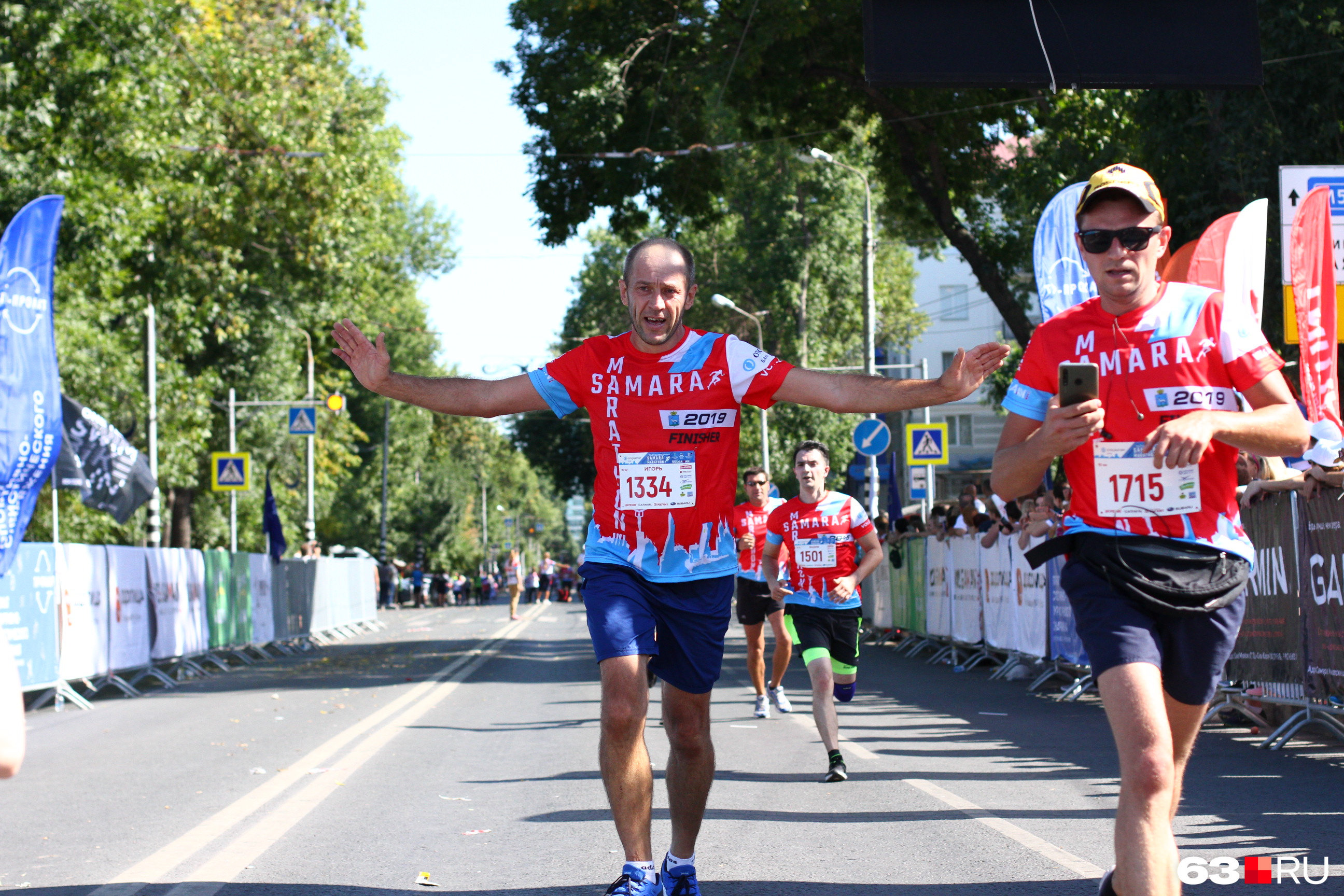 В клубе 25 спортсменов. Самарский марафон.