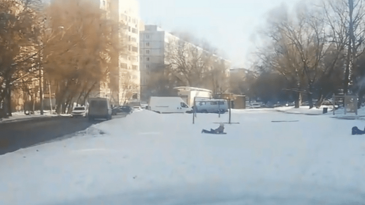 В ГИБДД предупредили нижегородцев об опасности катания на «ватрушках»