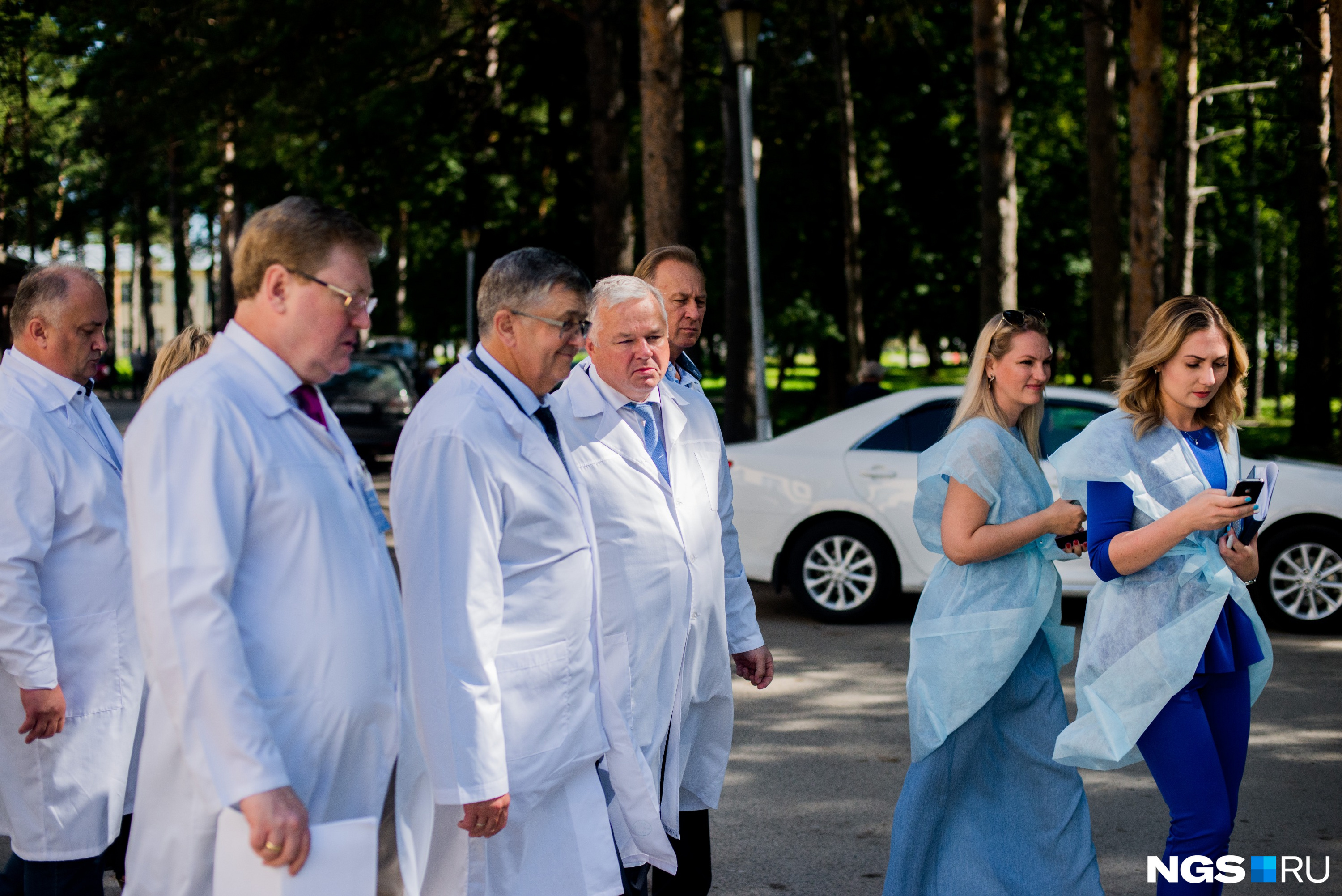 Чиновники отметили, что обсуждали, как сделать медпомощь доступнее для жителей Новосибирской области