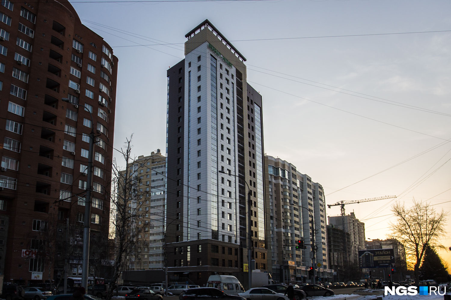 Рядом с новым домом строятся комплексы «Заельцовский» и «Уют 3D»