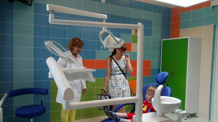 Задача по зубам: в Челябинске открыли стоматологию для 50 тысяч маленьких пациентов