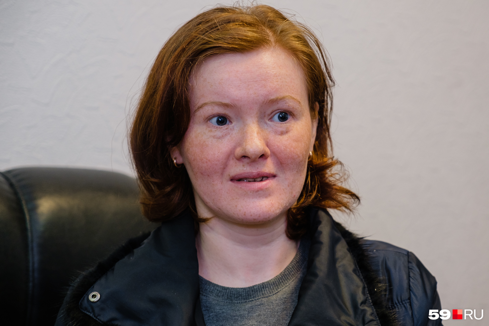 Екатерина улыбается, когда речь заходит о ее муже и сыне. Он, кстати, родился здоровым Екатерина улыбается, когда речь заходит о ее муже и сыне. Он, кстати, родился здоровым