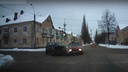 Пластик разлетался на несколько метров: в Ярославской области женщины за рулём не поделили дорогу