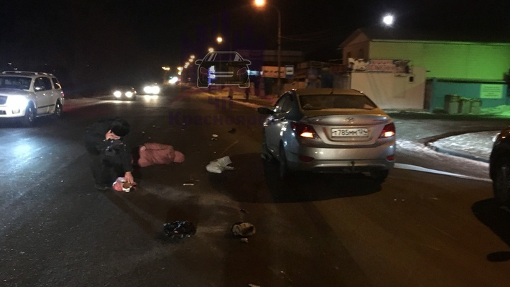 Водитель ВАЗа зазевался и проехал по ногам уже сбитой женщины на Затонской