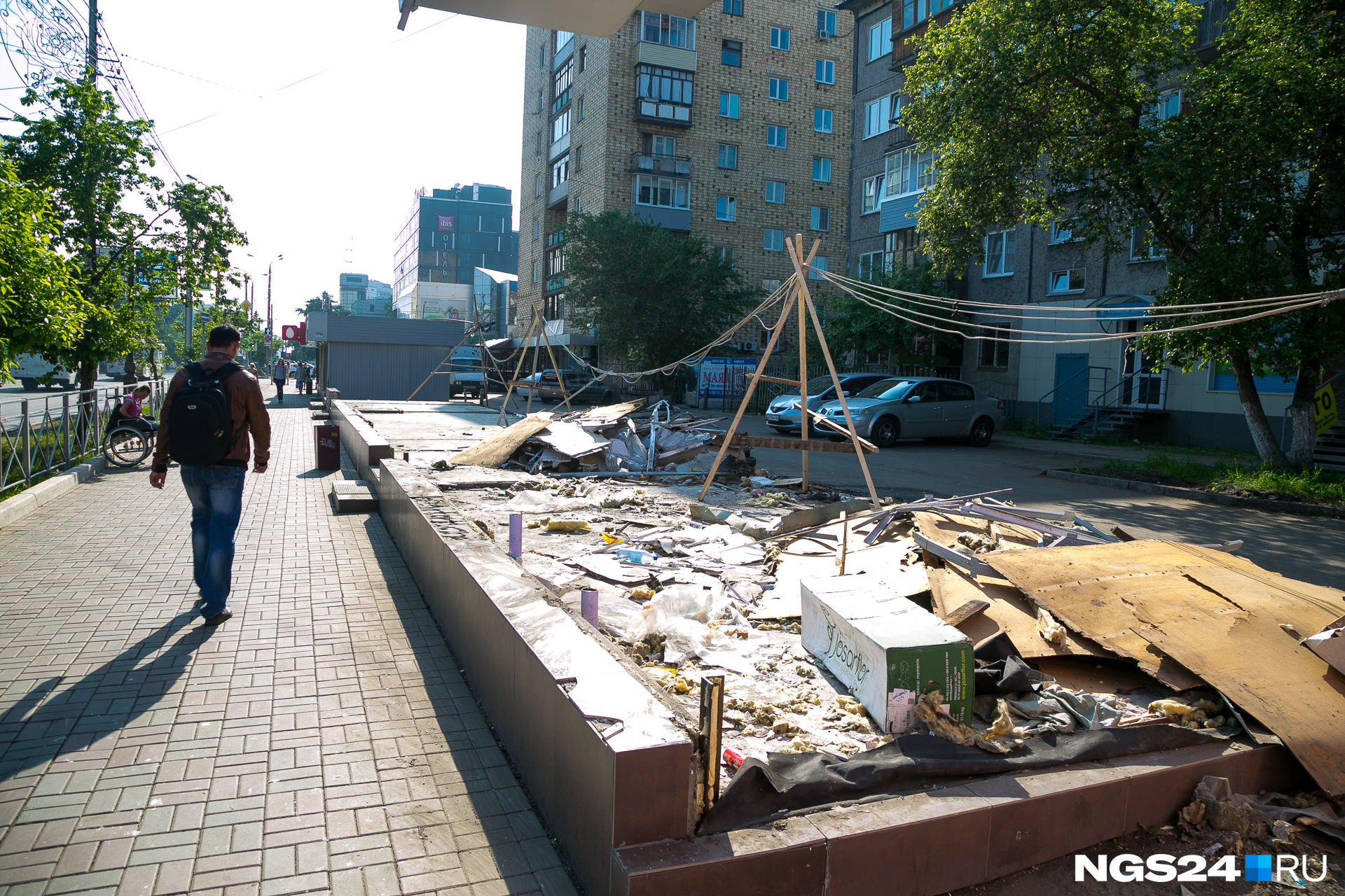 Теперь галерея на Перенсона выглядит так Теперь галерея на Перенсона выглядит так
