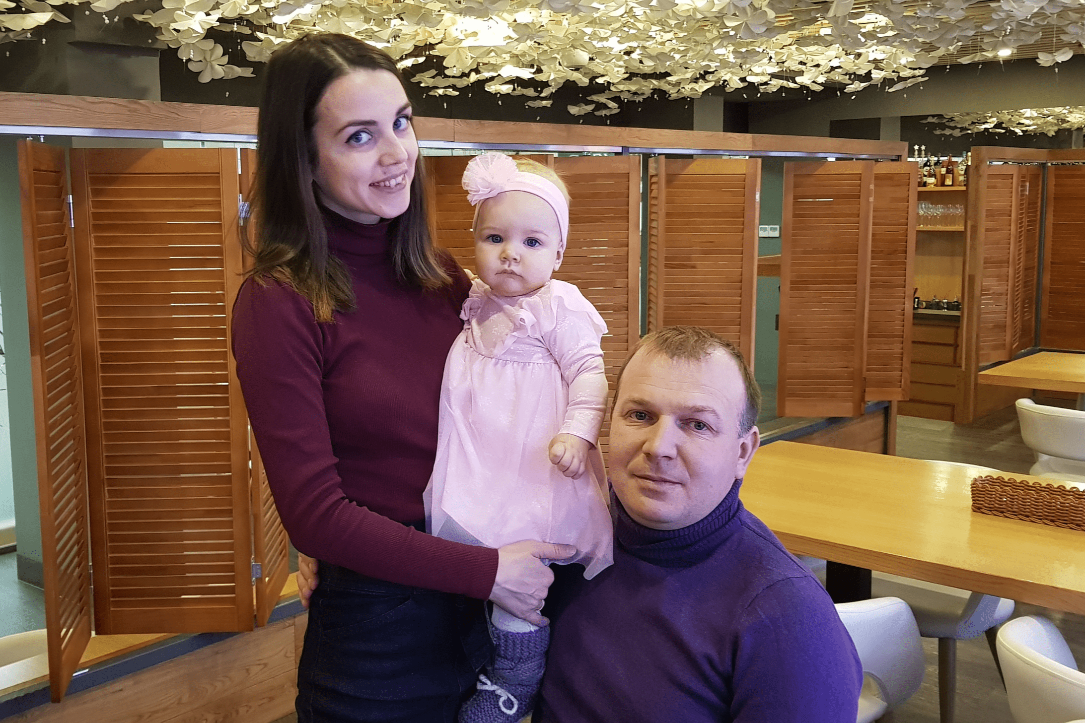 Диана с мужем Николаем и дочкой Региной до сих пор общаются с Люсей Шаляпиной и благодарят ее за помощь
