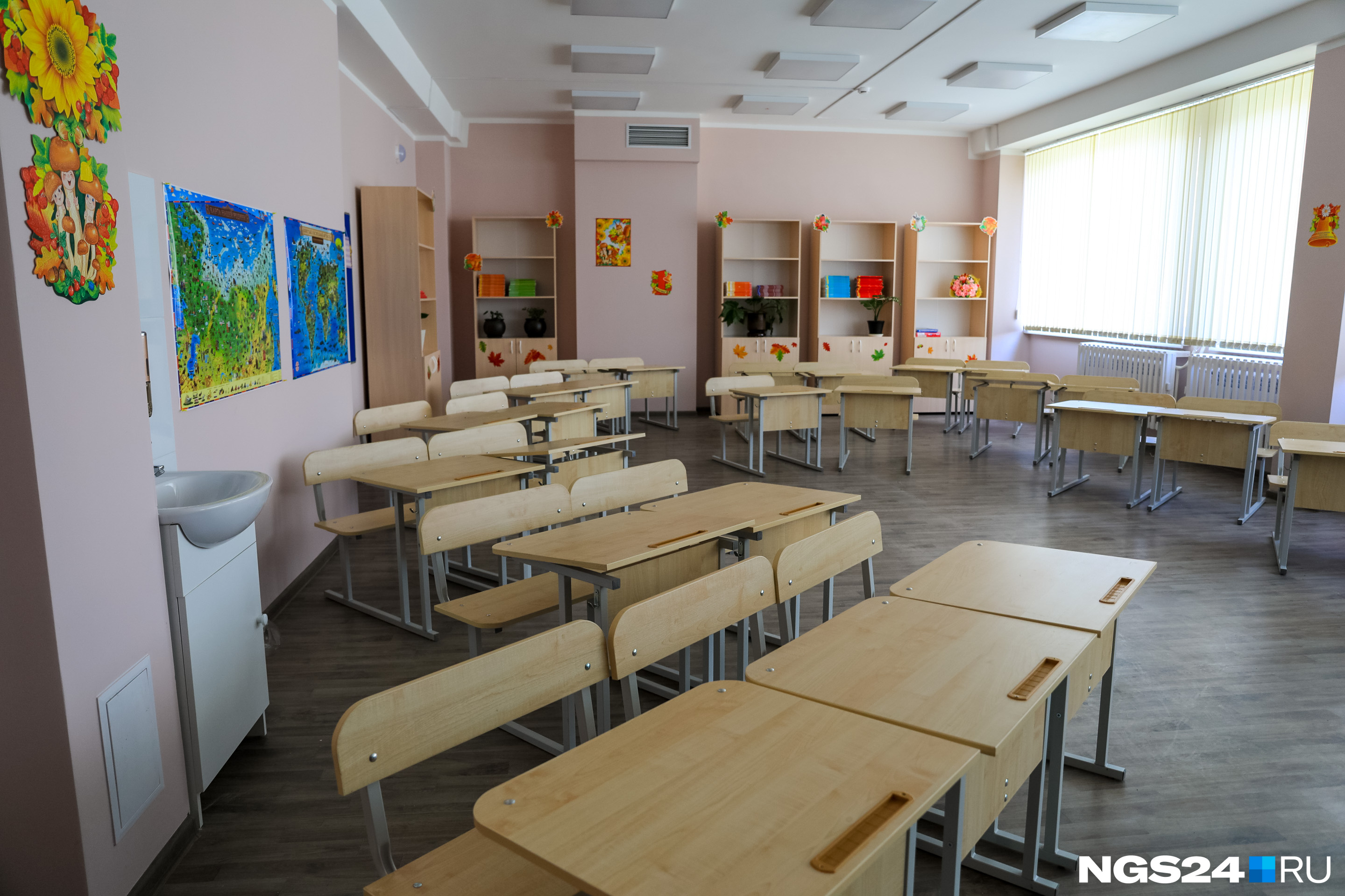 Малышам украсили класс перед праздником Малышам украсили класс перед праздником