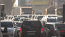 «Едем уже 2,5 часа»: автомобилисты пожаловались на пробки на въезде в Самару