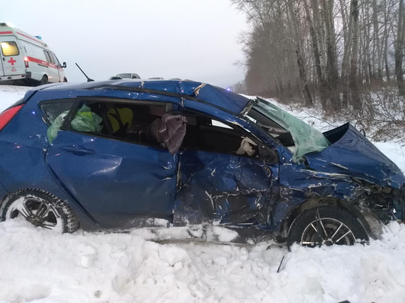 Пятая пострадавшая — водитель Hyundai Solaris — является работницей тюменской налоговой службы Пятая пострадавшая — водитель Hyundai Solaris — является работницей тюменской налоговой службы