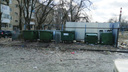 «С выгодного ракурса»: после публикации V1.RU чиновники Волгограда показали расчищенный двор