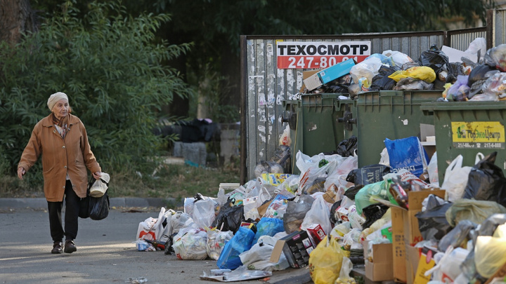 Не справился с мусором: в Челябинске подал в отставку директор МУП «ГорЭкоЦентр»