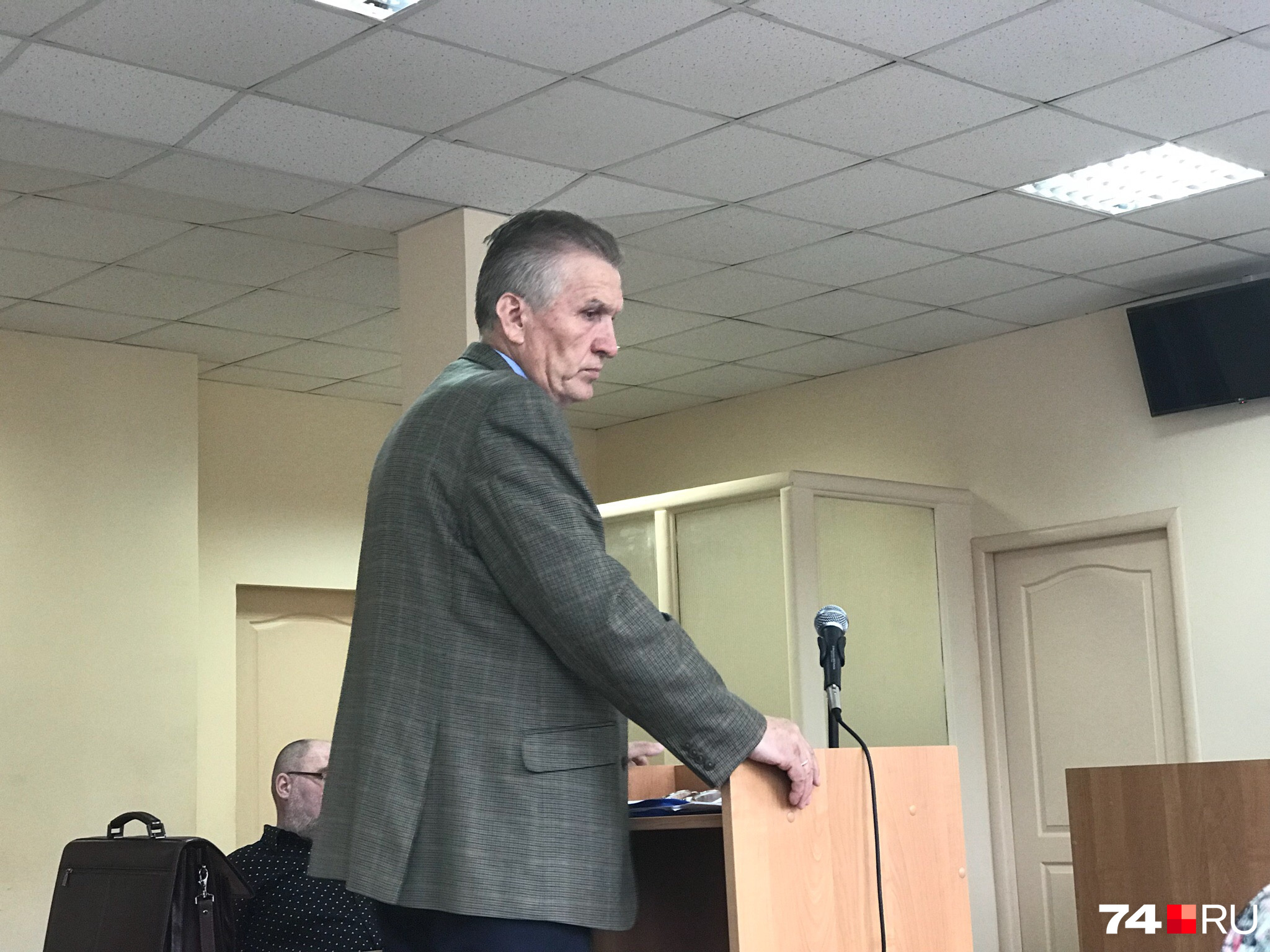 Директор музея Владимир Богдановский заявил о пропаже фрагмента метеорита в прошлом году Директор музея Владимир Богдановский заявил о пропаже фрагмента метеорита в прошлом году