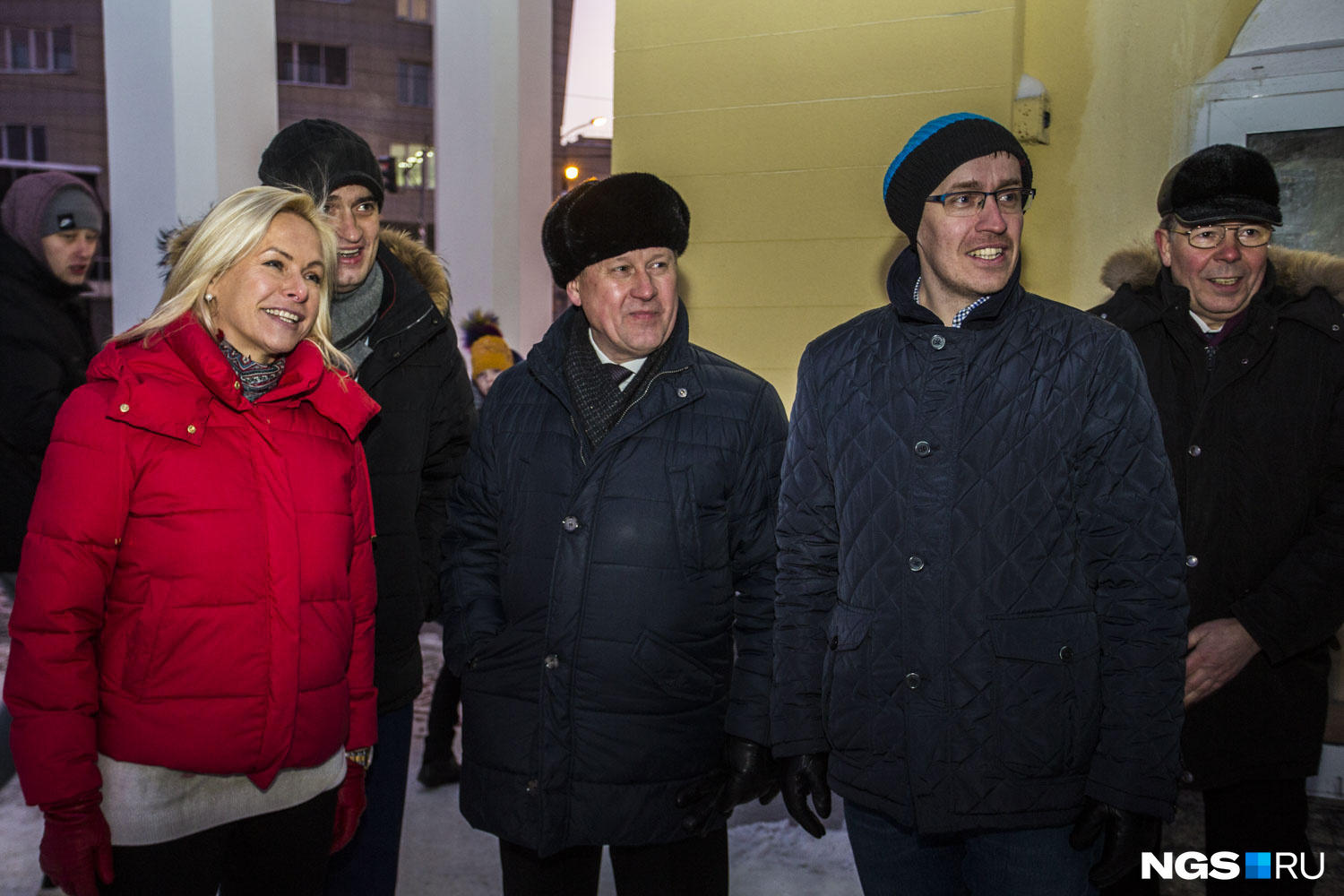 новосибирскую открыли. сборная москвы мвд по мини-футболу. открытие. новый автовокзал новосибирск новости. информационного холдинга сибфм.