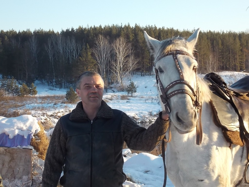 По словам родных, погибший мужчина очень любил лошадей, они были делом его жизни По словам родных, погибший мужчина очень любил лошадей, они были делом его жизни