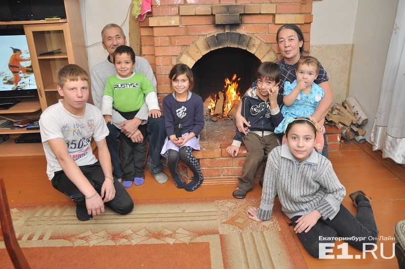 Жангаулов. 9 приемных детей. 9 приемных детей. 9 приемных детей. Олеся лихунова 2021.