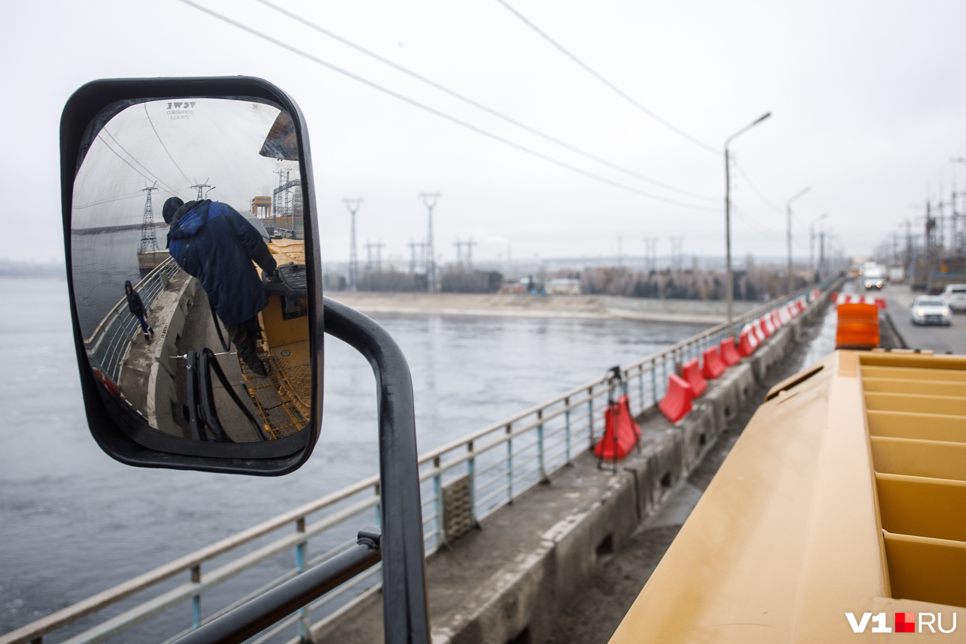 Всего на капитальный ремонт мостового перехода дорожники отмерили себе три года <br> Всего на капитальный ремонт мостового перехода дорожники отмерили себе три года <br>