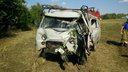 МАЗ vs УАЗ: в Самарской области водителя «буханки» зажало в салоне машины после ДТП