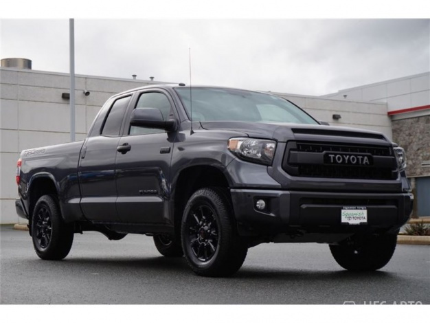 Цена на автомобили Toyota Tundra в объявлениях варьируется от 1,6 млн до 4,5 млн руб. в зависимости от года Цена на автомобили Toyota Tundra в объявлениях варьируется от 1,6 млн до 4,5 млн руб. в зависимости от года