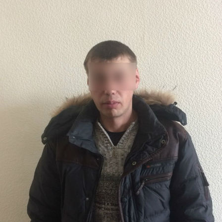 Мужчина недавно освободился из колонии Мужчина недавно освободился из колонии