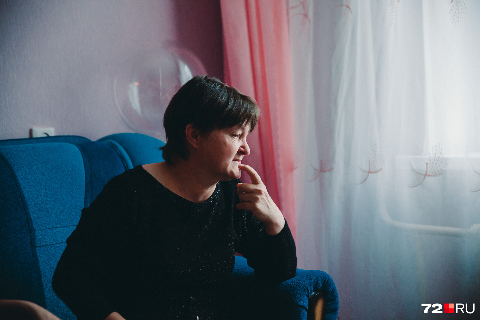 Женщина признается: «Если Алёны нет в живых, то я бы ее похоронила. Зато знала бы, что с ней произошло. Жить и не знать о своей дочери абсолютно ничего — настоящая пытка» Женщина признается: «Если Алёны нет в живых, то я бы ее похоронила. Зато знала бы, что с ней произошло. Жить и не знать о своей дочери абсолютно ничего — настоящая пытка»
