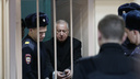 Бывшего главу Челябинска Евгения Тефтелева и экс-чиновника мэрии отправили в СИЗО. Онлайн-репортаж