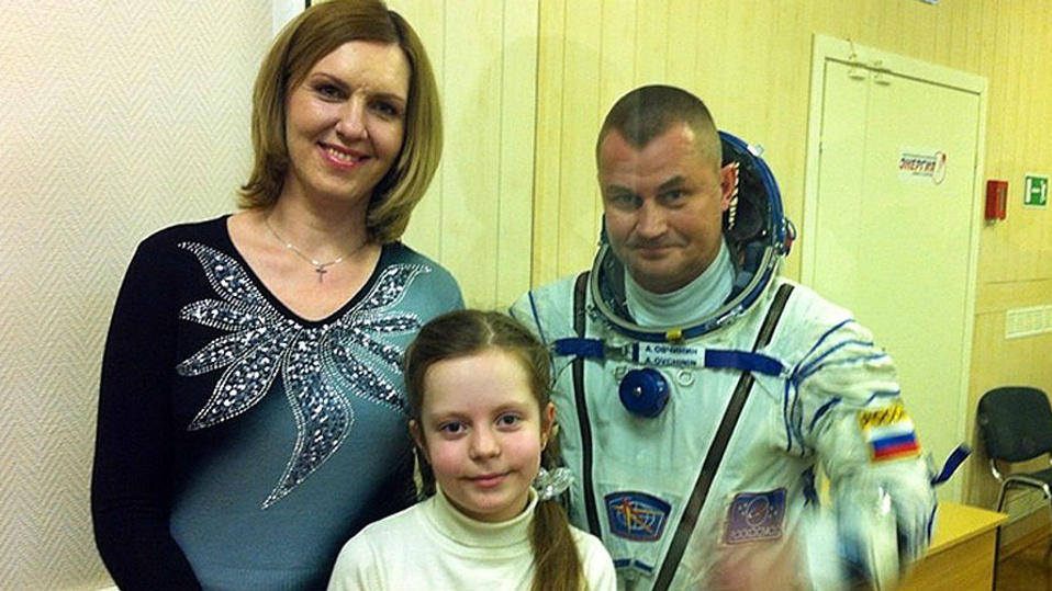 «Перед полётом проплакала три дня»: жена космонавта Алексея Овчинина — о любви между небом и Землёй