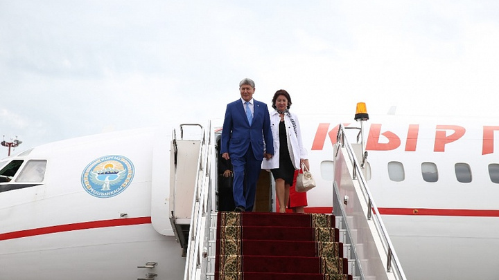 В Уфу прилетел президент Киргизии: по городу проехал кортеж высокопоставленного гостя