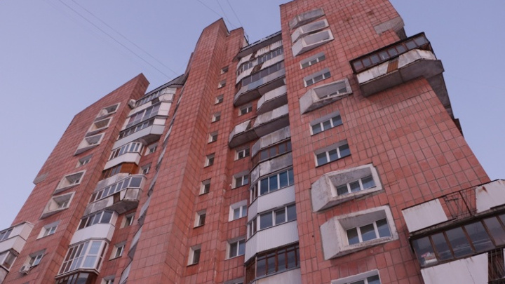 Мэрия Перми требует 16 миллионов рублей с жителей дома на Революции, где обрушилась плита на крыше