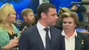 После послания президента толпа журналистов снесла Валентину Терешкову. Видео